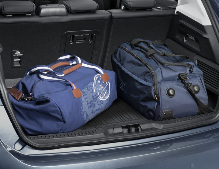 FOCUS 5 DOORS HATCHBACK REAR RUBBER BOOT LINER, BLACK WITH FOCUS LOGO, 2018 - ONWARD