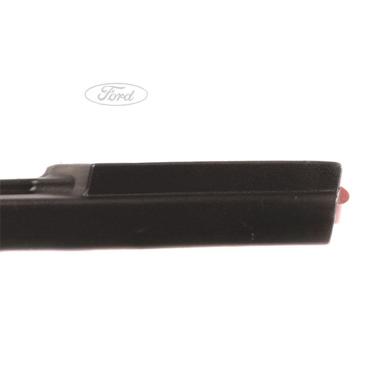 FOCUS C-MAX FRONT N/S DOOR WINDOW SURROUND TRIM 5 DOOR
