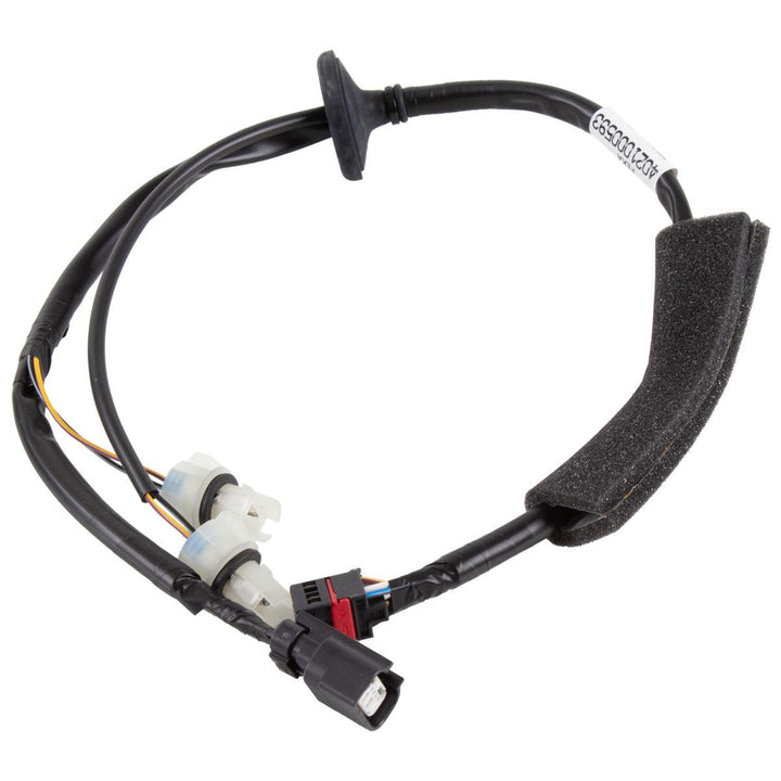 LAMP WIRING AND SOCKET