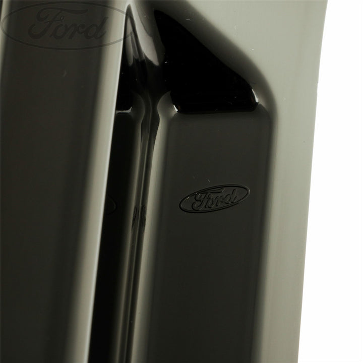 EVEREST REAR PASSENGER SIDE LAMP LIGHT CLUSTER UNIT WAGON 2009-2015