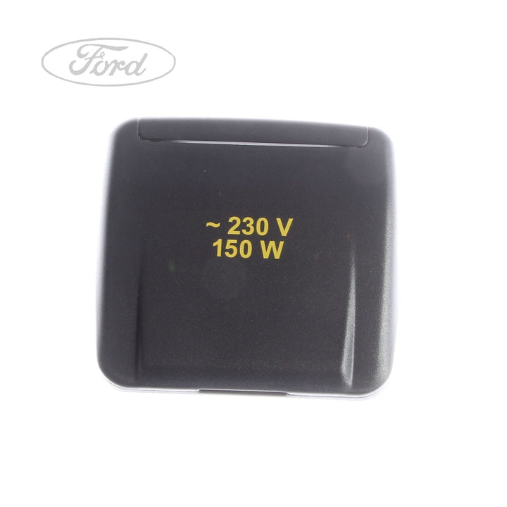 AUDIO ENTERTAINMENT SYSTEM SOCKET COVER