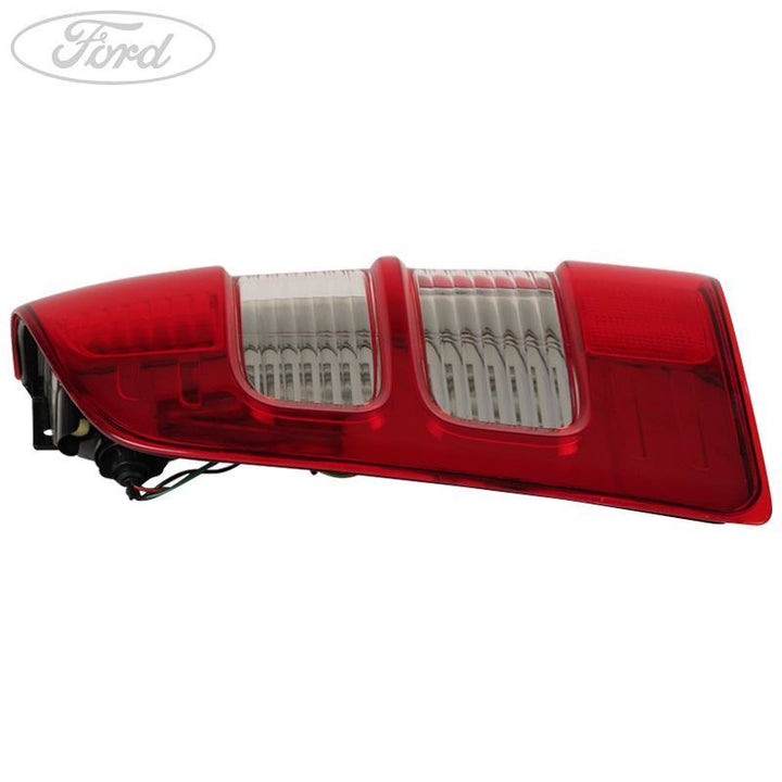 RANGER MK4 O/S REAR LIGHT UNIT C/W BULBS & WIRING HARNESS