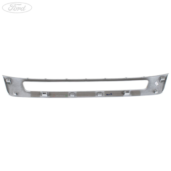 EVEREST LOWER RADIATOR GRILLE COOL WHITE 01/2012-