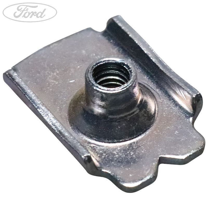 FENDER BRACKET SUPPORT