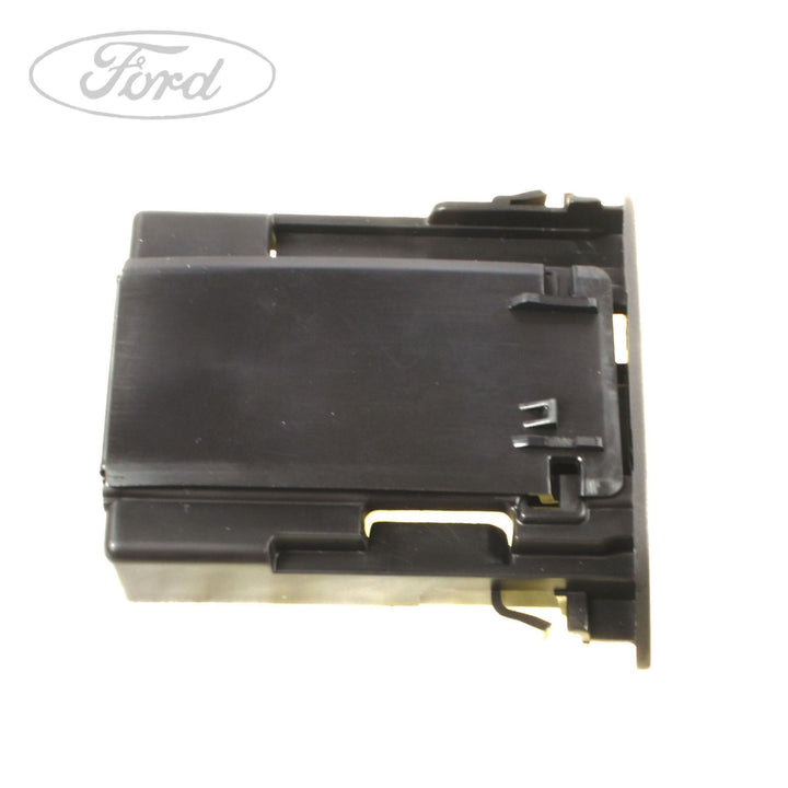 CREDIT CARD HOLDER