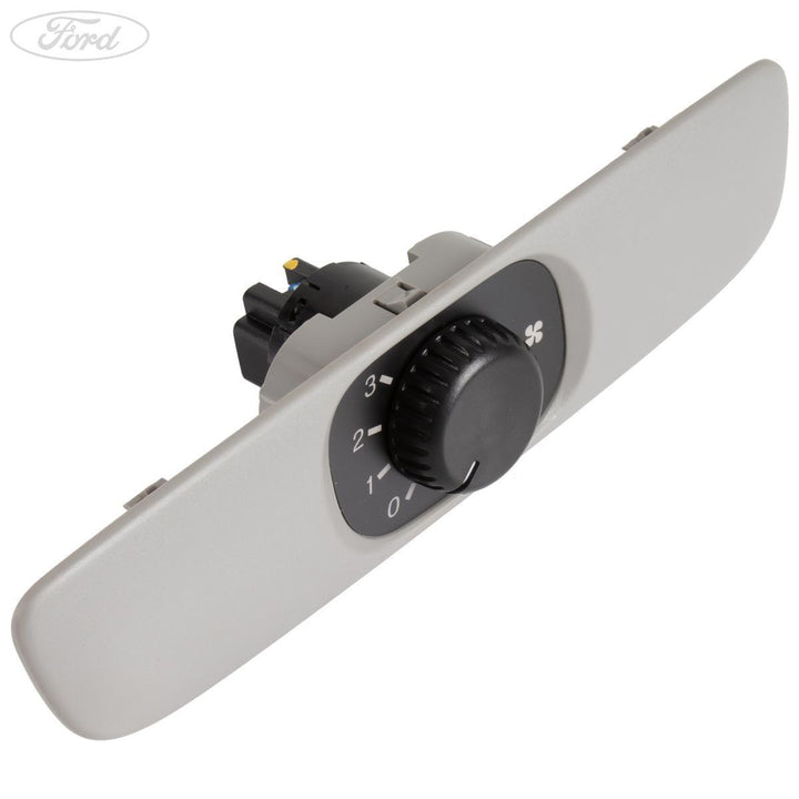 EVEREST ENDEAVOUR AUXILIARY AIR CON SWITCH 2003-2007