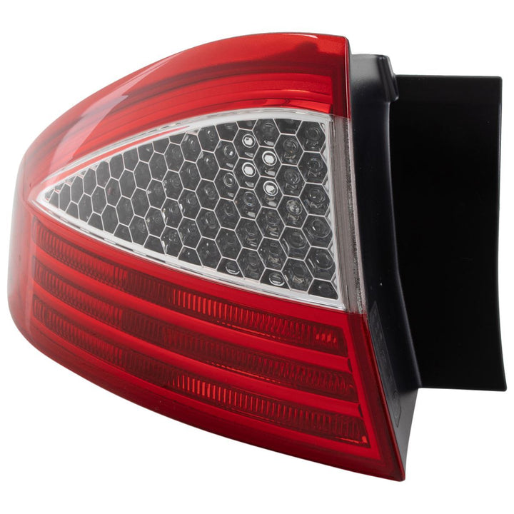 MONDEO OUTER REAR N/S LEFT LIGHT TAIL LAMP CLUSTER