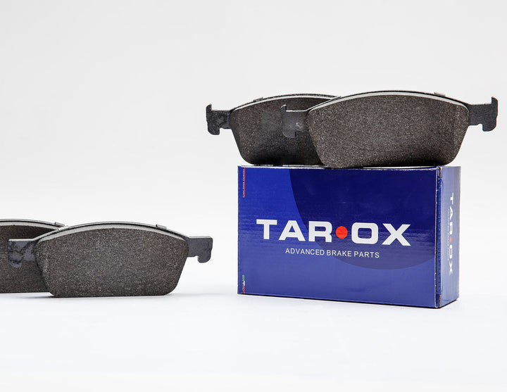 FOCUS TAROX®* FORD PERFORMANCE FRONT BRAKE PAD KIT WITH FITTING  12/2014