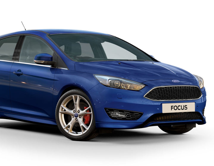 FOCUS FRONT BUMPER SKIRT WITH HIGH GLOSS BLACK AEROFOIL AND INTEGRATED LOWER GRILLE