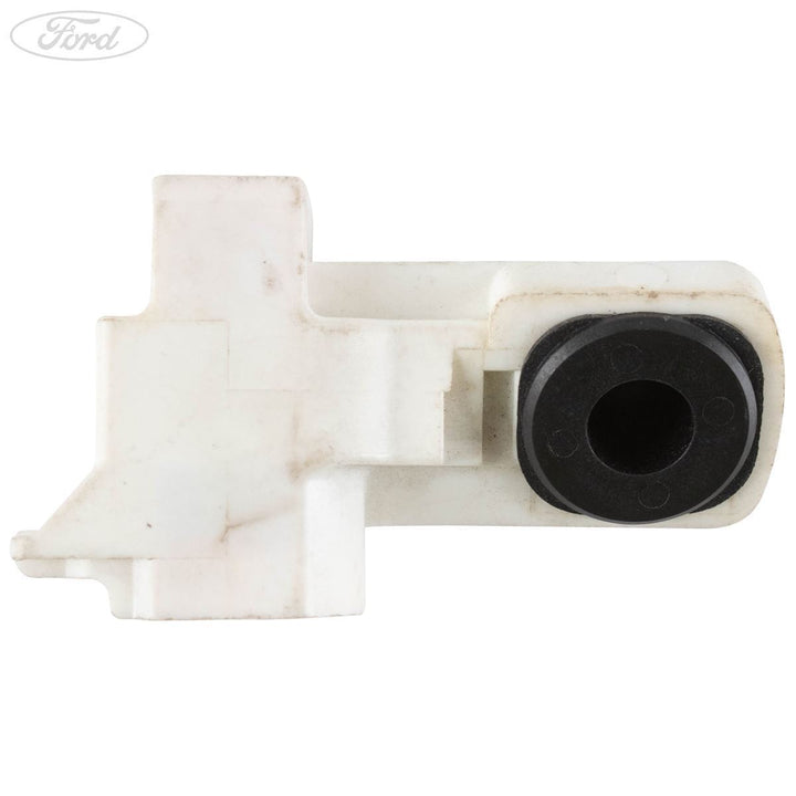 MANUAL TRANSMISSION GEAR CABLE COLLET