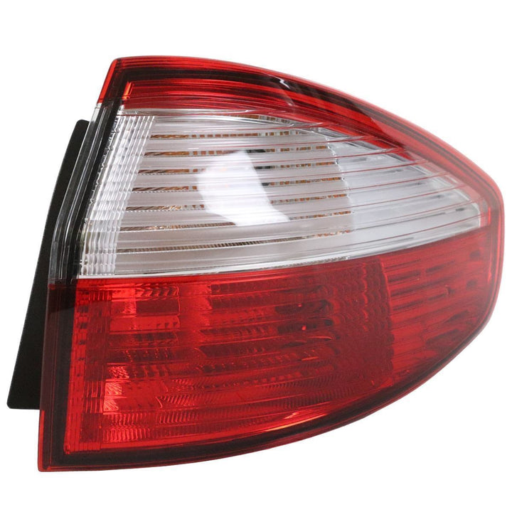 FIESTA REAR O/S OUTER LIGHT LAMP UNIT 4 DOOR SALOON 15-