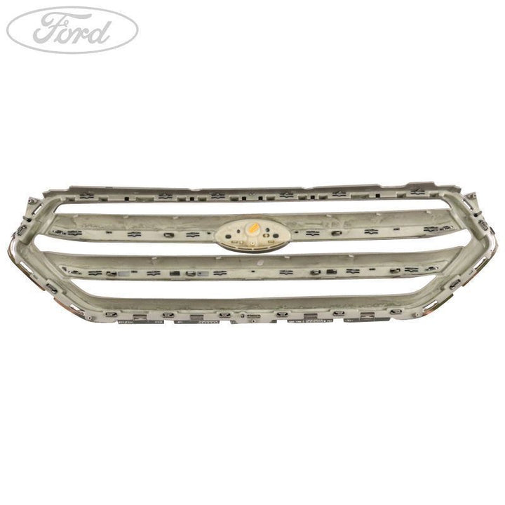 KUGA FRONT UPPER RADIATOR GRILLE PAINTED SILVER 2016-