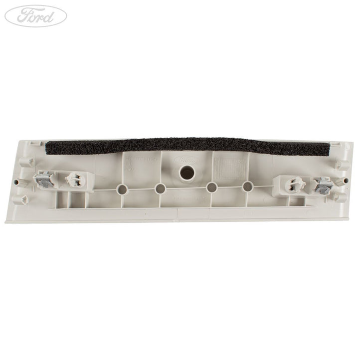 C PILLAR TRIM