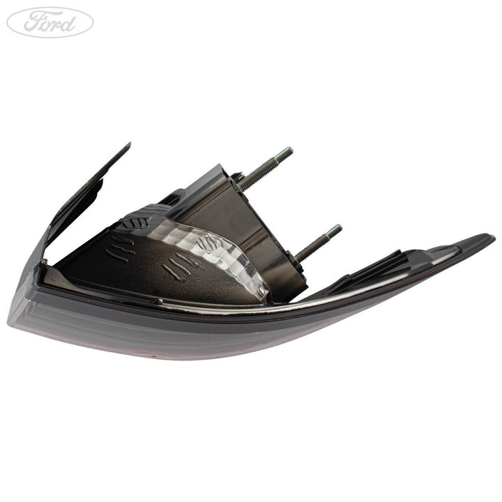 S-MAX WA6 OUTER RIGHT REAR O/S TAIL LIGHT LAMP CLUSTER