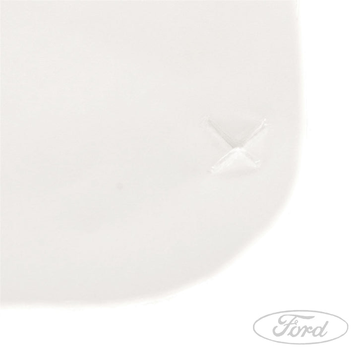 REAR LOADING DOOR INTERNAL SPLASH SHIELD