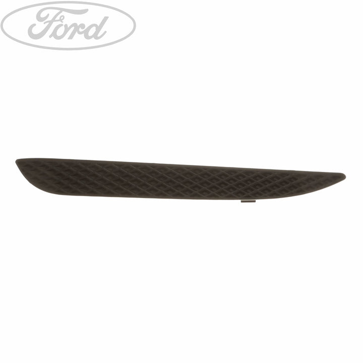 KUGA FRONT BUMPER INSERT