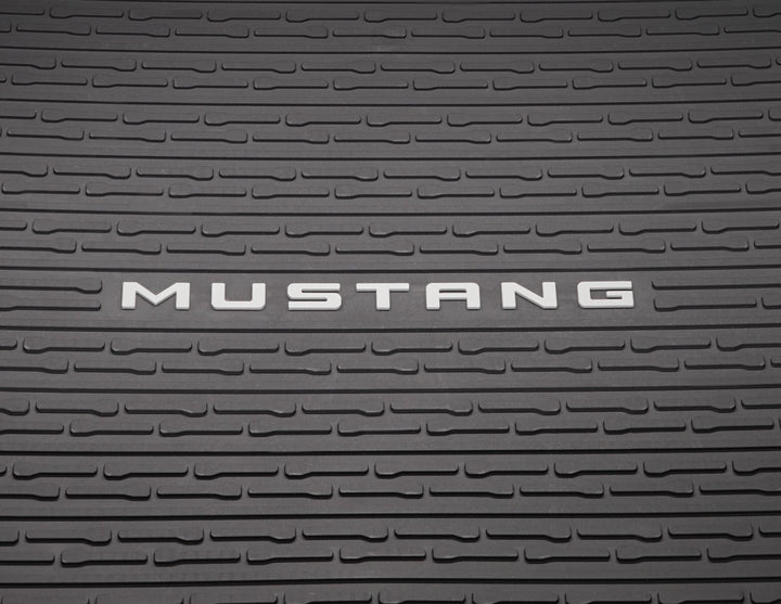 MUSTANG RUBBER BOOT FLOOR LOAD COMPARTMENT MAT TRAY WITH LOGO FOR VEHICLES WITHOUT SUBWOOFER 2024-ONWARDS