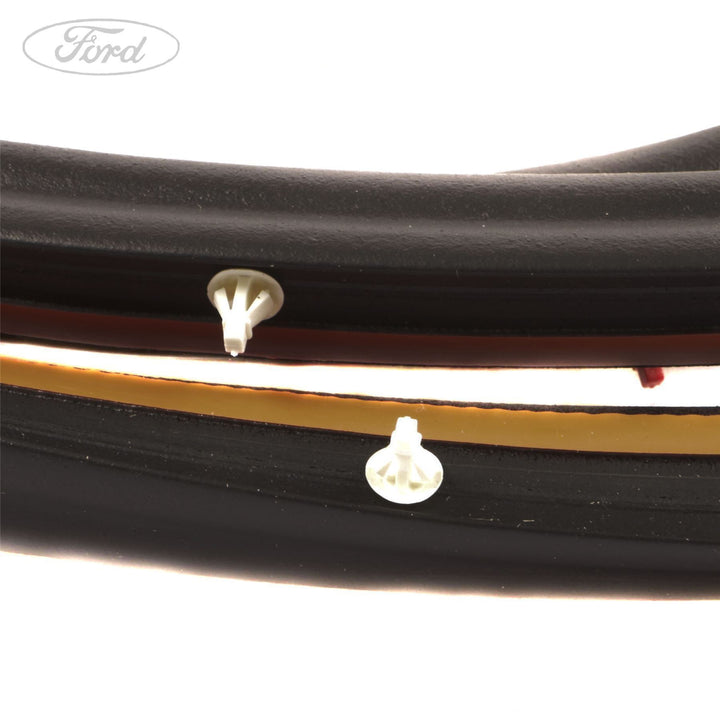 MONDEO N/S REAR DOOR WEATHERSTRIP SEAL SURROUND