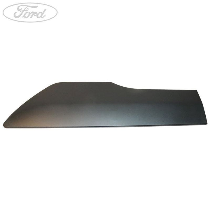 REAR QUARTER OUTER MOULDING