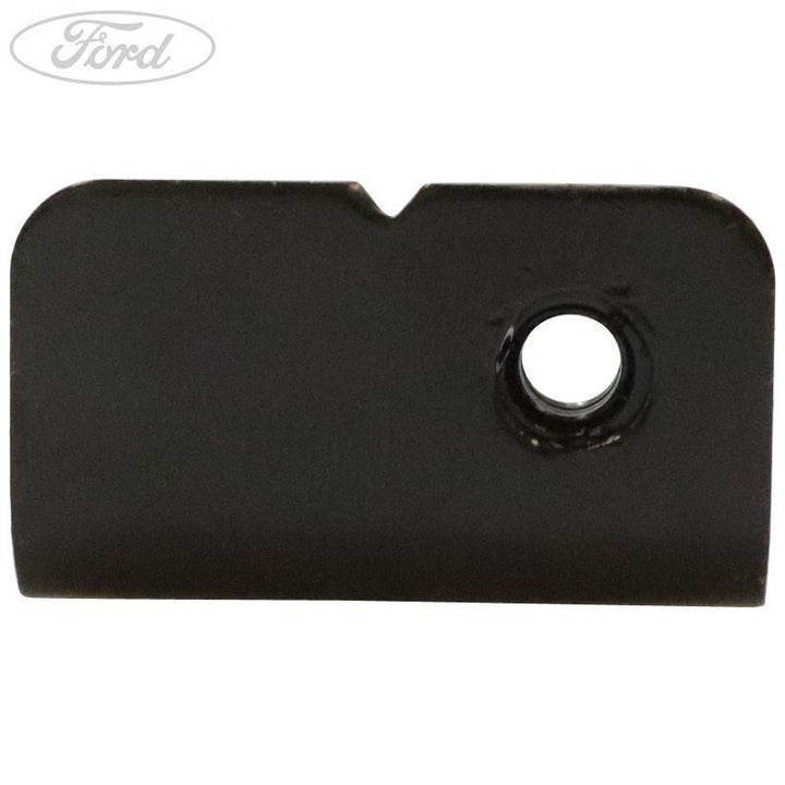 FENDER BRACKET SUPPORT