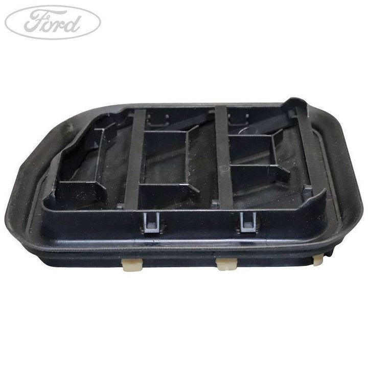 AIR INLET GRILLE