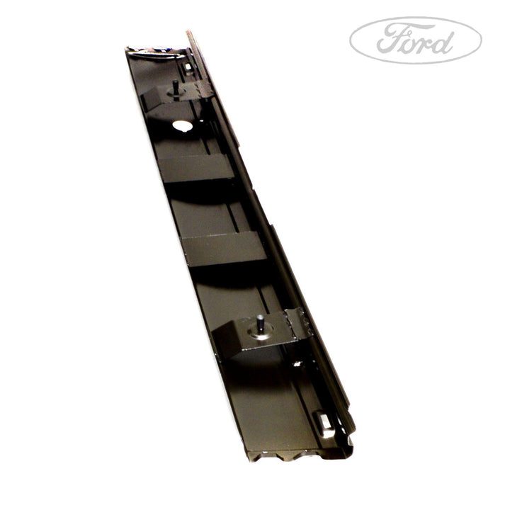 REAR BUMPER TRIM