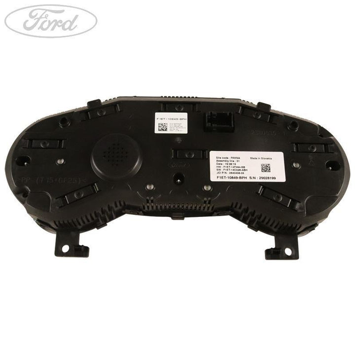 INSTRUMENT CLUSTER