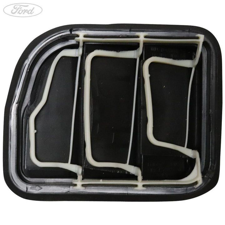 AIR INLET GRILLE
