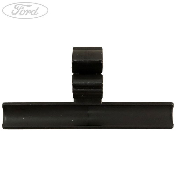 KUGA MK1 REAR VIEW FIXED CAMERA RETAINING CLIP 09/08-11/12