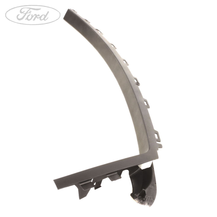 FOCUS O/S FRONT DOOR WINDOW SURROUND TRIM