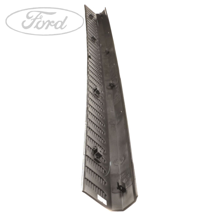 REAR BUMPER TREAD PLATE SEAL