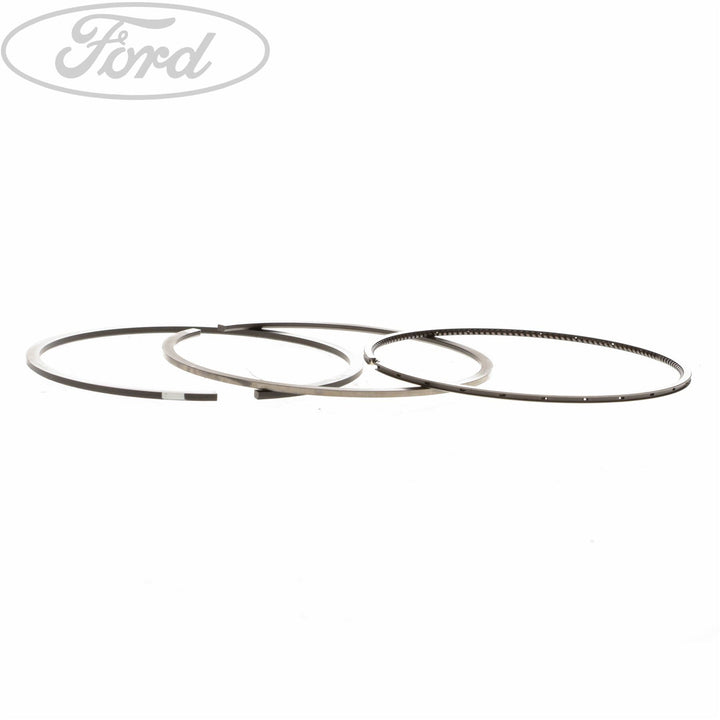 ENGINE PISTON RING KIT