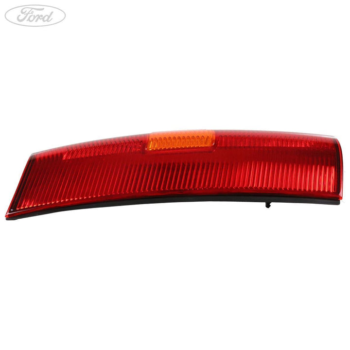 EVEREST ENDEAVOUR REAR PASSENGER SIDE LIGHT LAMP UNIT LENS 03-07