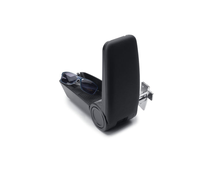KA+ ARMREST WITH FITTING  03/2018