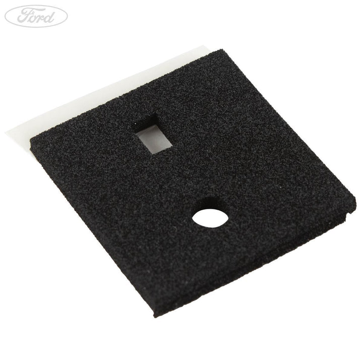 FOCUS REAR BOOT TAILGATE HANDLE PAD