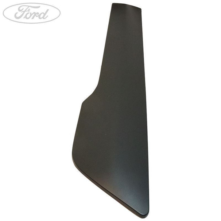 REAR QUARTER OUTER MOULDING