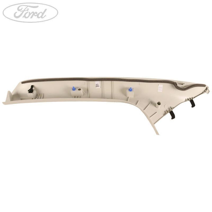 WINDSHIELD MOULDING
