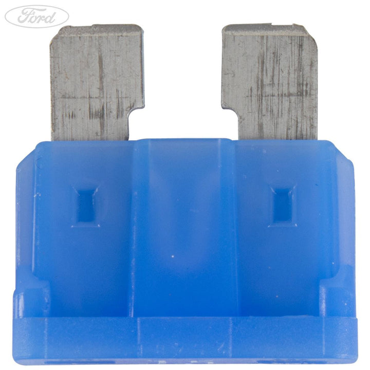 MOTORCRAFT CIRCUIT BREAKER 15 AMP 32 VOLT BLADE LIGHT BLUE