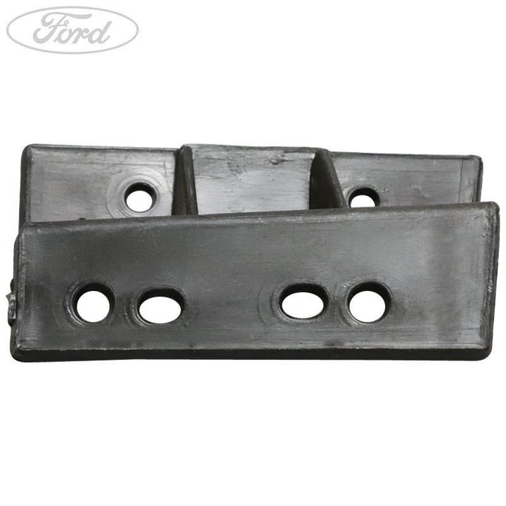 FOCUS ST REAR O/S BUMPER MOUNTING BRACKET 2007-2011