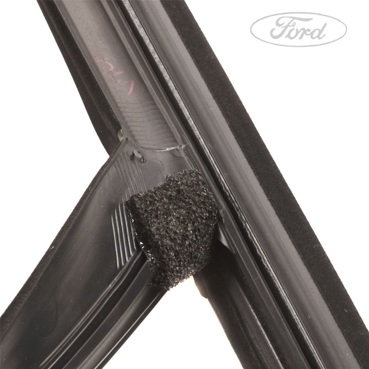 FOCUS FOCUS N/S FRONT DOOR GLASS RUN SEAL