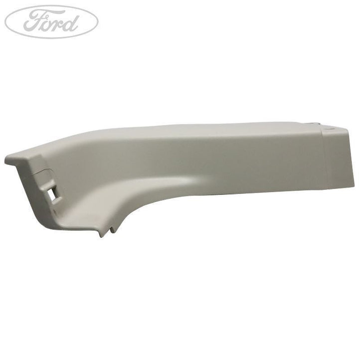 REAR WINDOW MOULDING