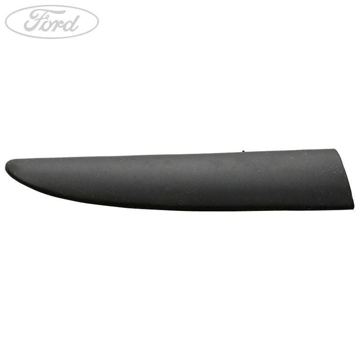 REAR WINDOW MOULDING