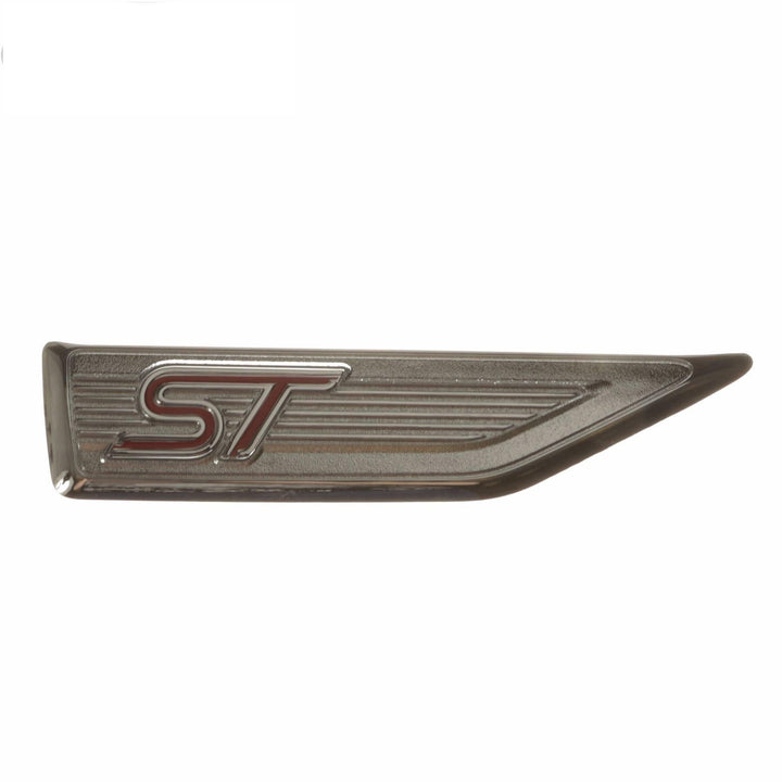 FOCUS O/S FRONT WING ST NAME PLATE BADGE EMBLEM