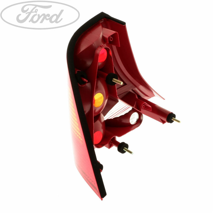 FOCUS MK1 REAR DRIVER SIDE TAIL LIGHT LAMP CLUSTER LESS BULBS 98-05
