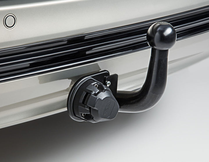 FIXED TOW BAR WITH FITTING  10/2017  01/2018