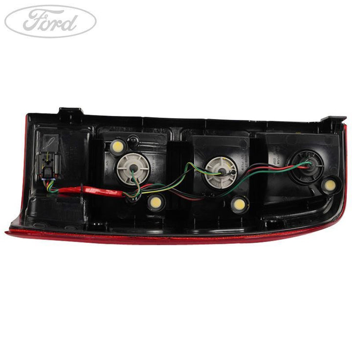 RANGER MK4 O/S REAR LIGHT UNIT C/W BULBS & WIRING HARNESS