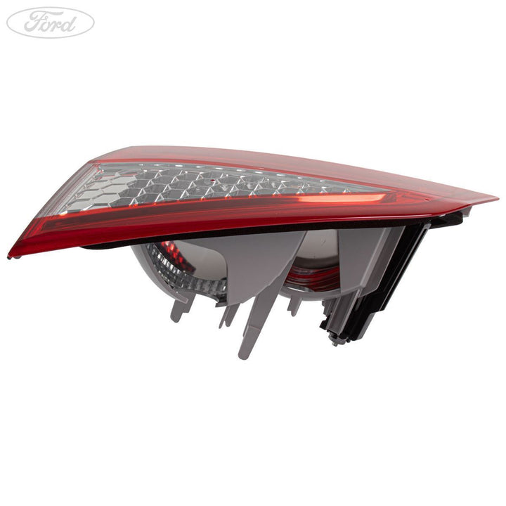 MONDEO MK4 INNER REAR DRIVER SIDE RIGHT TAIL LIGHT LAMP CLUSTER