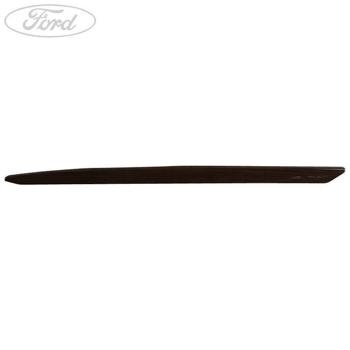 FRONT DOOR TRIM