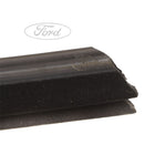 FOCUS FOCUS O/S FRONT DOOR GLASS RUN SEAL