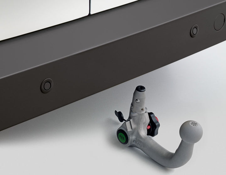 DETACHABLE TOW BAR 09/2013 10/2015